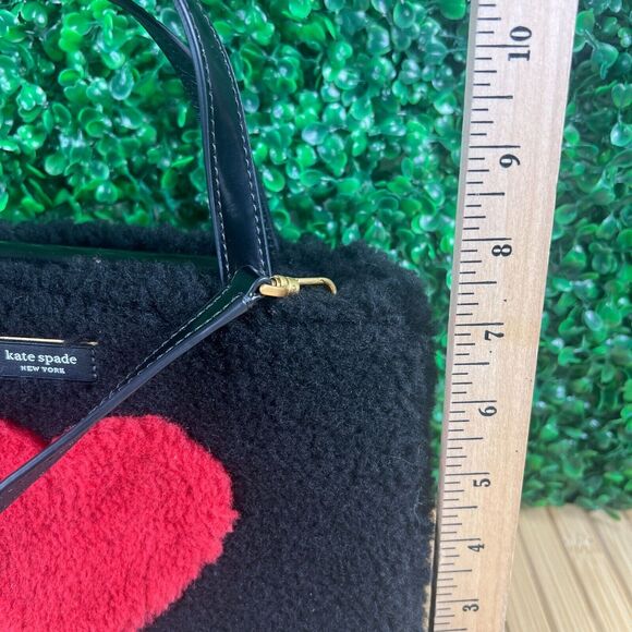 Kate Spade Sam Icon Intarsia Heart Faux Shearling Small Tote Pre-owned Excellent - Picture 4 of 12